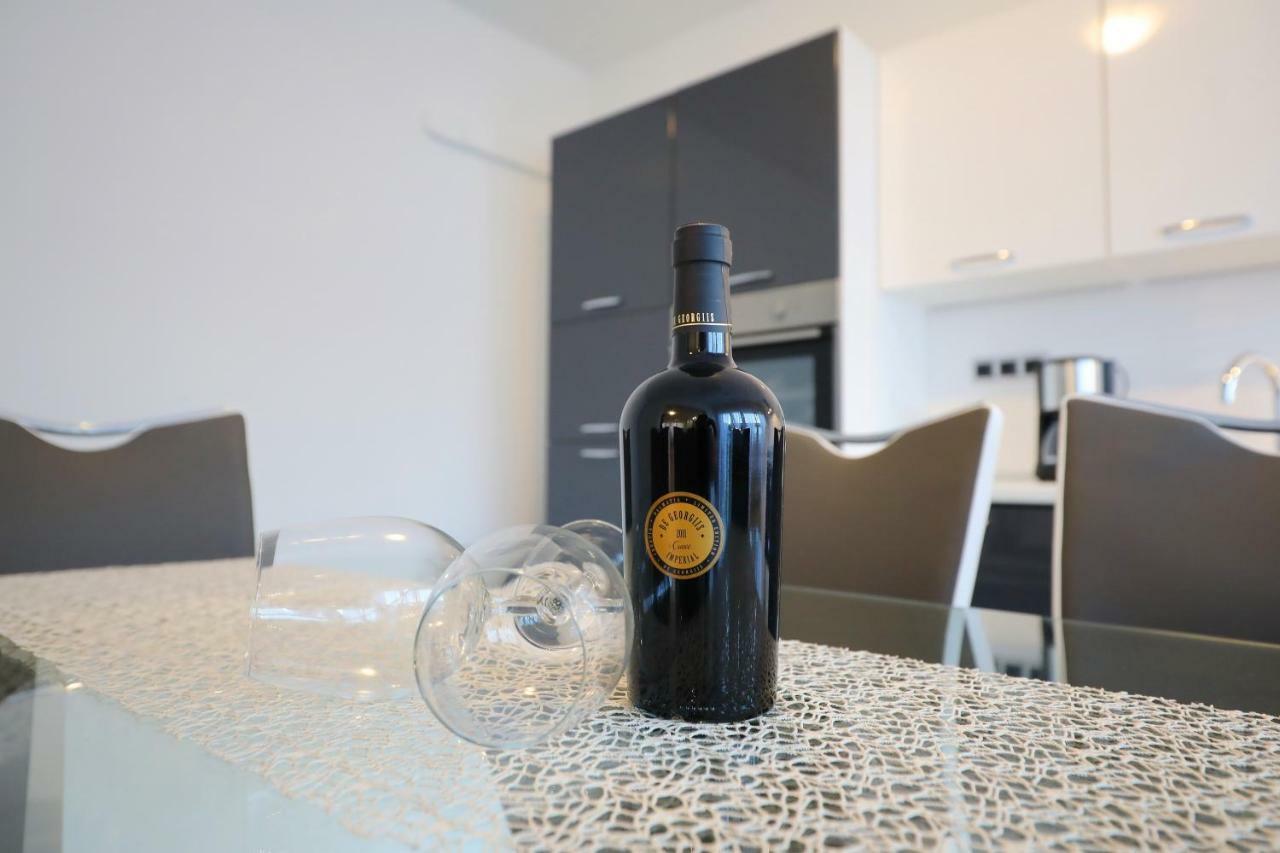 זאדאר Apartments Zelic מראה חיצוני תמונה